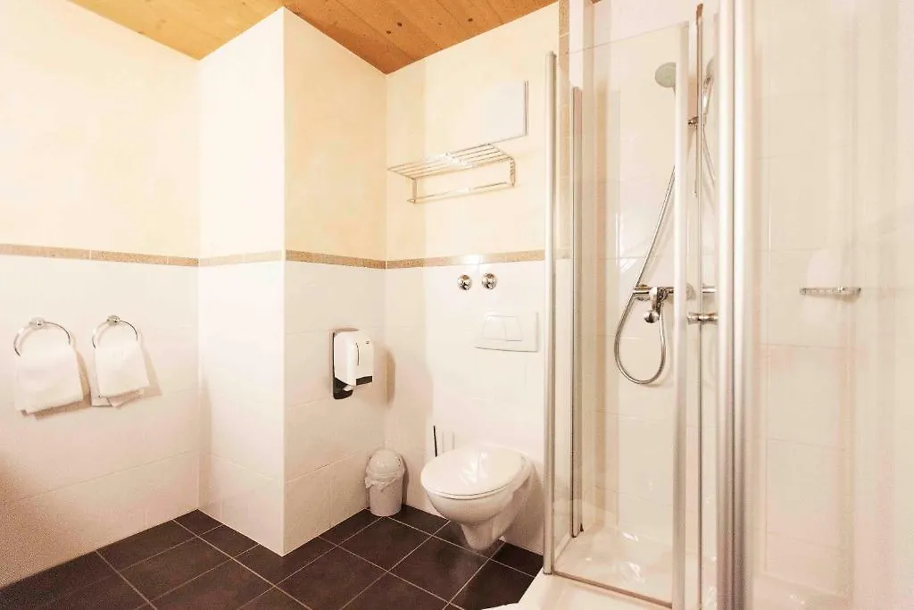 Alter Hof Hotel Vaterstetten 3*,